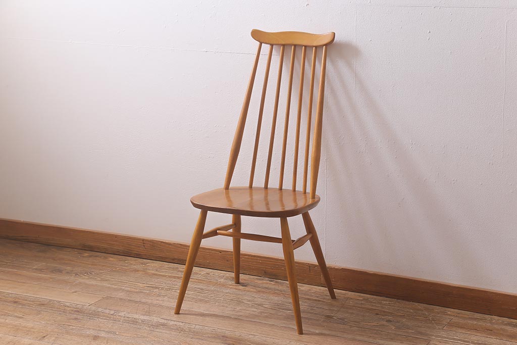 イギリスビンテージ　ERCOL(アーコール)　ゴールドスミス　ナチュラルスタイルにぴったりのチェア(椅子)(R-043078)