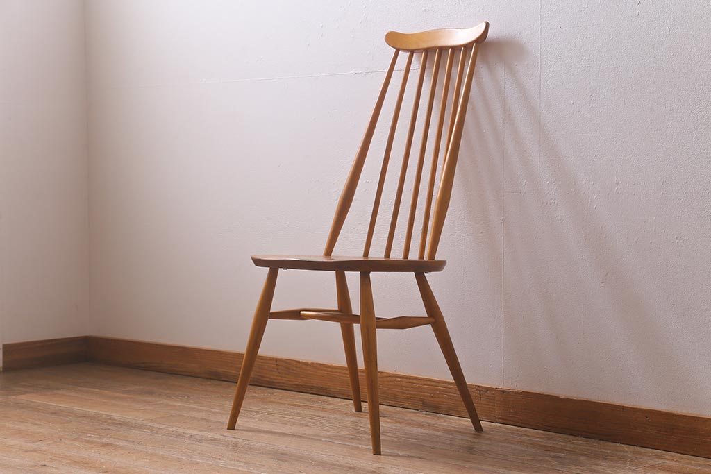 イギリスビンテージ　ERCOL(アーコール)　ゴールドスミス　ナチュラルスタイルにぴったりのチェア(椅子)(R-043078)