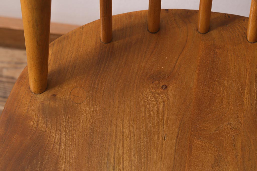 イギリスビンテージ　ERCOL(アーコール)　ゴールドスミス　ナチュラルスタイルにぴったりのチェア(椅子)(R-043080)