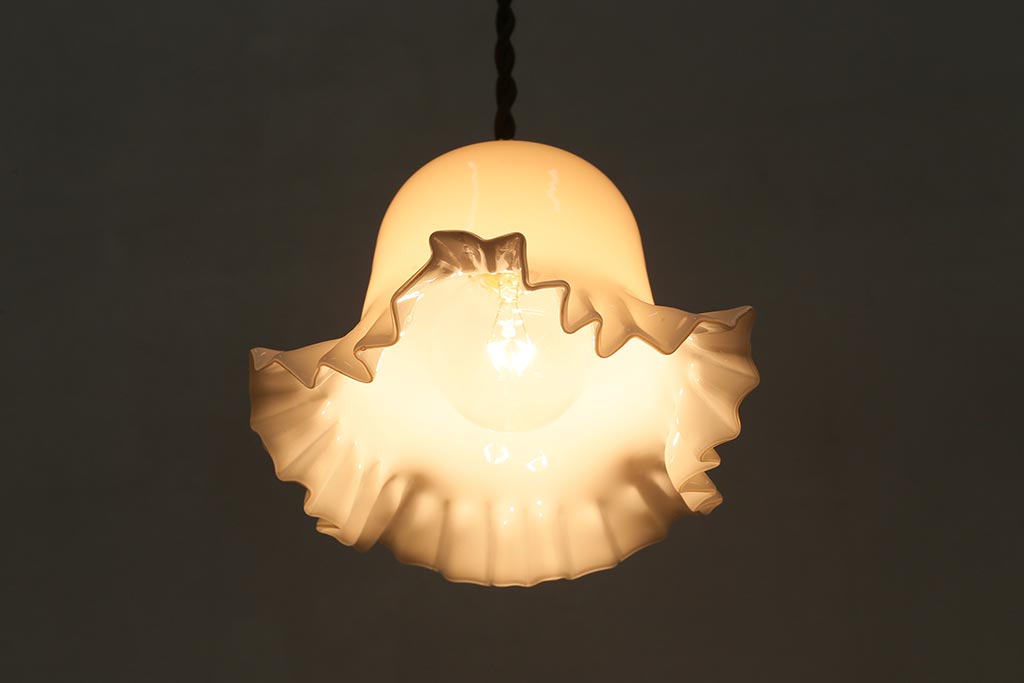 イギリスヴィンテージ照明　フリルシェードがおしゃれなペンダントライト(ランプシェード、天井照明、ビンテージ)(R-043110)