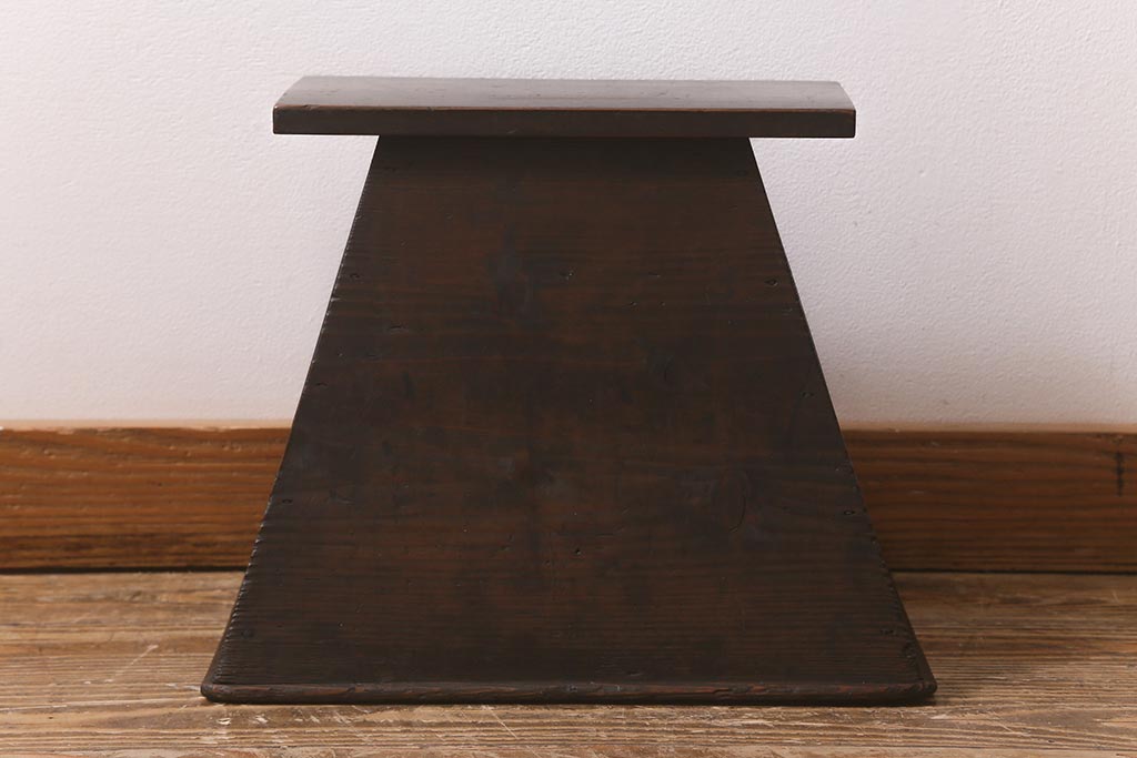 アンティーク家具 杉材 レトロ シンプルな踏み台(R-043191