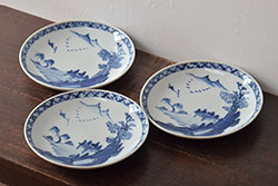 明治期　成化年製　伊万里　色絵　約31cm　1尺　色彩が鮮やかで豪華な深鉢(松、梅、鶴、ツル、菊、花、深皿、金彩、和食器、和皿、一尺)(R-079065)