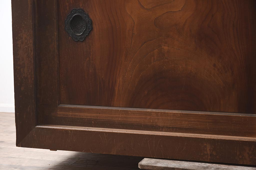 アンティーク家具　明治期　ヒノキ材・欅材　味わいのある収納箪笥(サイドボード、水屋箪笥、戸棚)(R-043248)