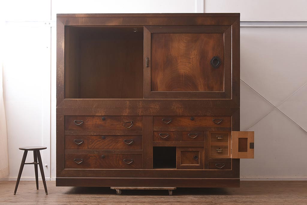 アンティーク家具　明治期　ヒノキ材・欅材　重ね収納箪笥(水屋箪笥、引き出し、チェスト、夜具箪笥、布団箪笥)(R-043250)