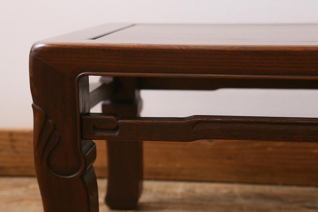 アンティーク家具　昭和初期　総ケヤキ材　レアサイズ　!凝った造りの小さな座卓(ローテーブル、座机)(R-043313)