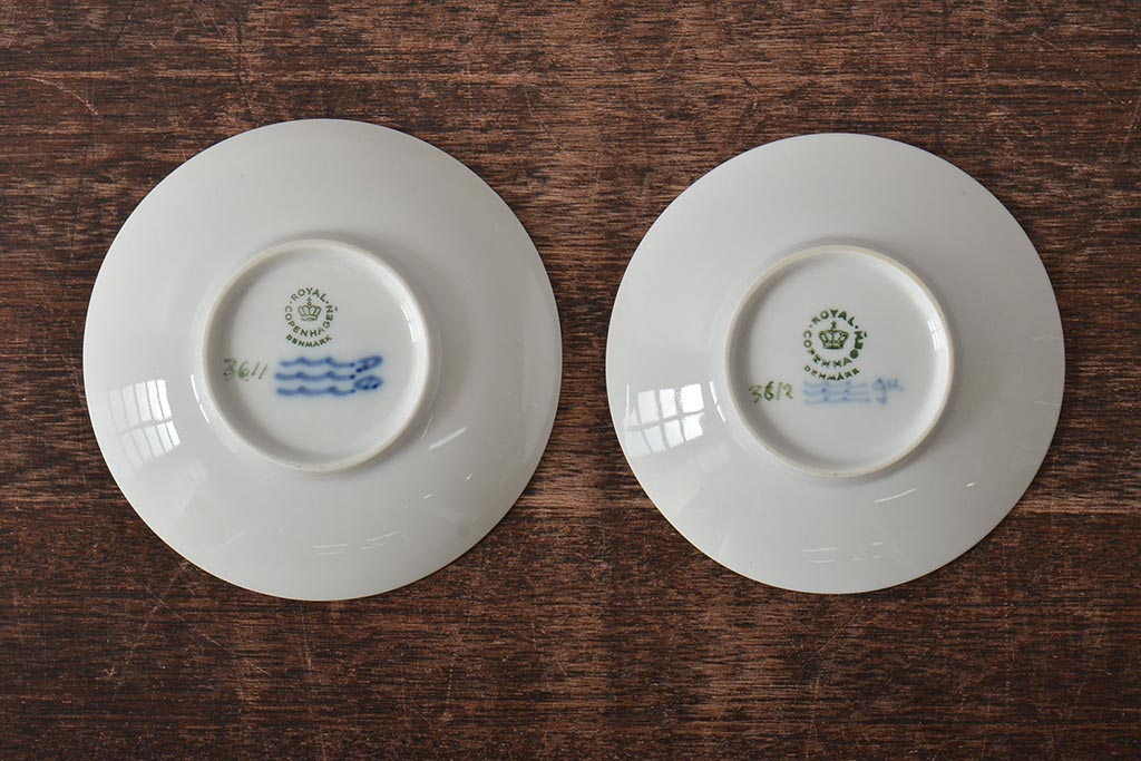 ROYAL COPENHAGEN(ロイヤルコペンハーゲン)　花柄小皿4枚セット(オーバルプレート、洋食器)(R-043333)