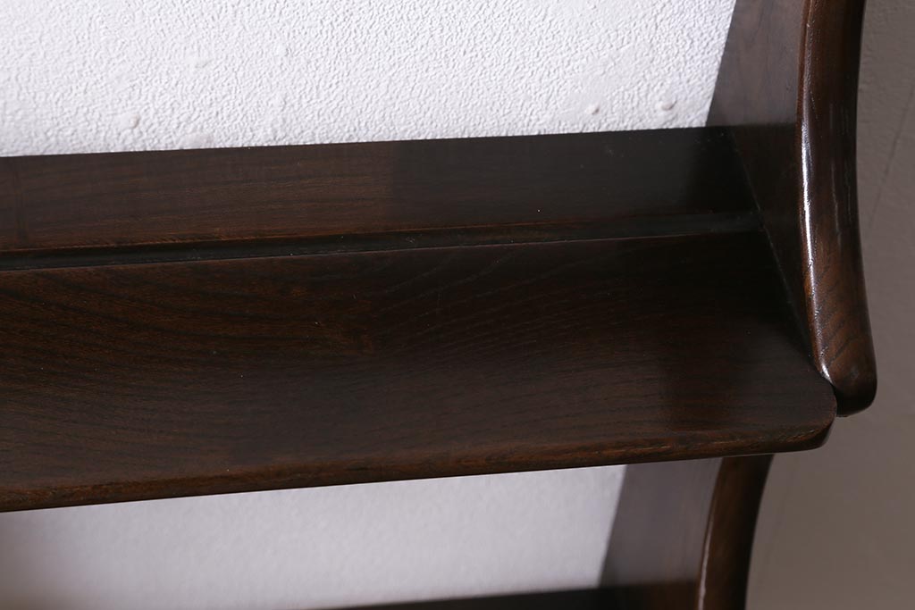 ヴィンテージ家具　イギリスビンテージ　ERCOL(アーコール)　大人の雰囲気漂う上質な壁掛け収納(ウォールシェルフ、吊り戸棚)(R-043385)