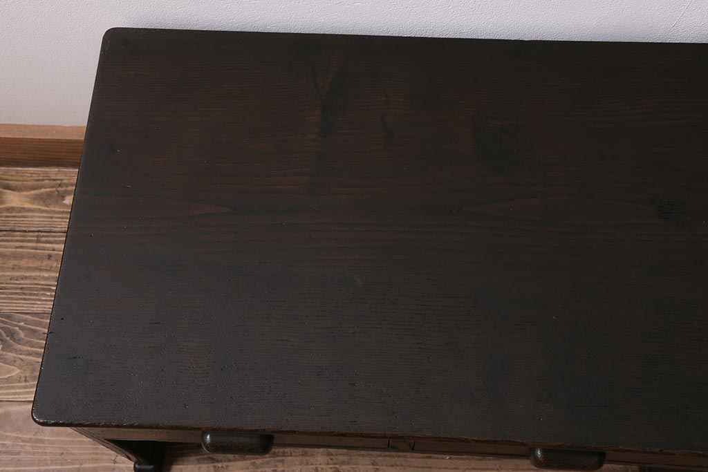アンティーク家具　和製アンティーク　大正昭和初期　栗材　天板一枚板　木の魅力をたっぷり楽しめる文机(ローテーブル、片袖机)(R-043471)