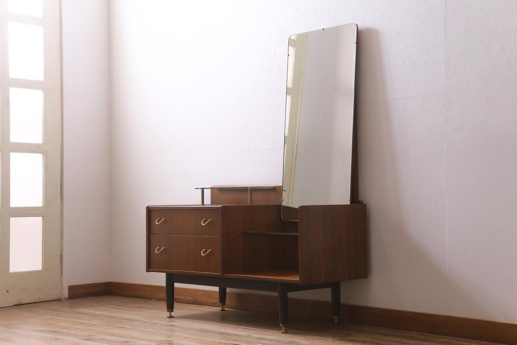 ヴィンテージ家具　北欧ビンテージ　G-PLAN(ジープラン)　BB(Black&Brass)シリーズ　希少!ユニセックスなデザインが魅力のドレッシングテーブル(姿見、ドレッサー、化粧台)(R-043482)