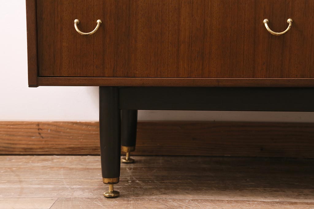 ヴィンテージ家具　北欧ビンテージ　G-PLAN(ジープラン)　BB(Black&Brass)シリーズ　希少!ユニセックスなデザインが魅力のドレッシングテーブル(姿見、ドレッサー、化粧台)(R-043482)