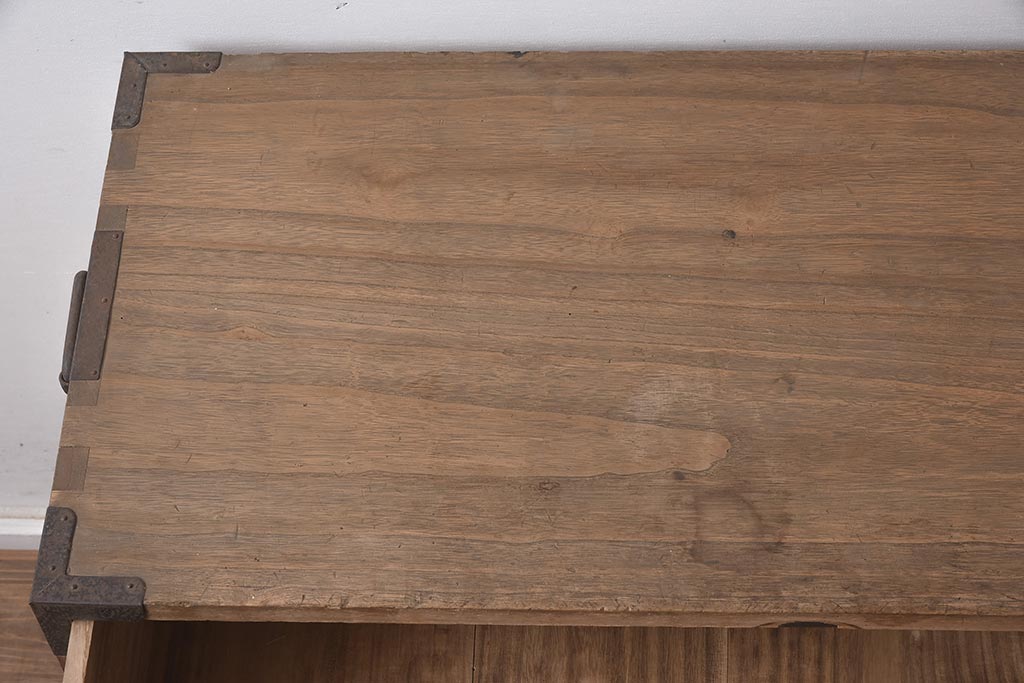 アンティーク家具　3段　新潟産　総桐材　シンプルな重ねの衣装箪笥(引き出し、桐箪笥、桐たんす)(R-043484)