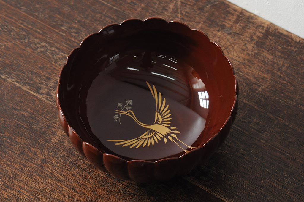 箱付き　昭和初期　平安象彦　鶴蒔絵　菊型菓子鉢(漆器)(R-043518)
