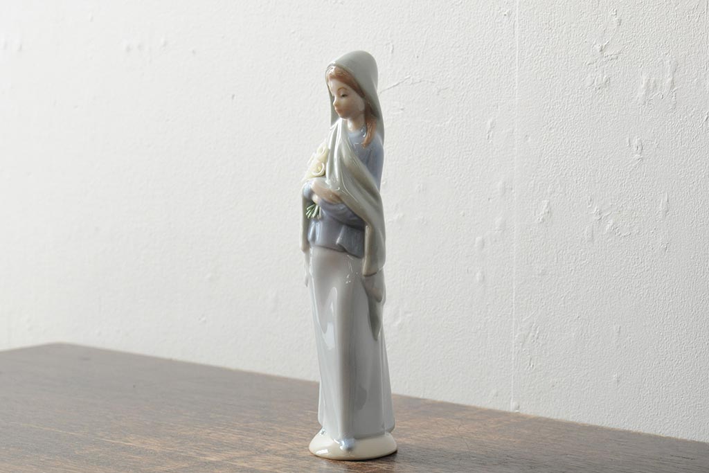 リヤドロ(LLADRO) 希少 ユリを持つ少女 GIRL WITH FLOWERS(オブジェ