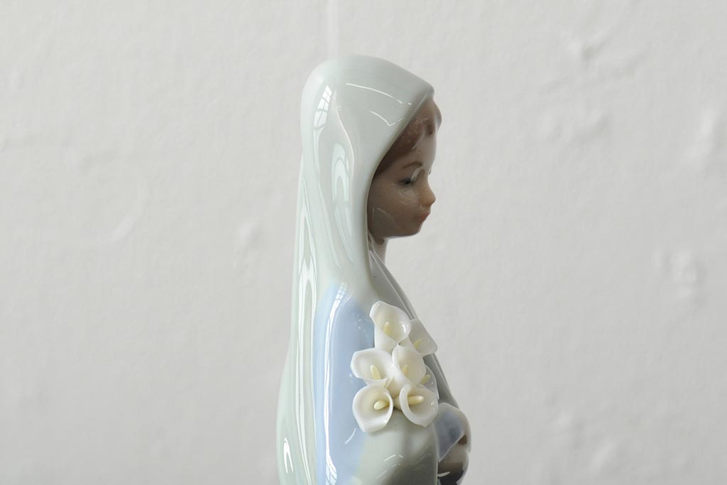 リヤドロ(LLADRO)　希少　ユリを持つ少女　GIRL WITH FLOWERS(オブジェ、置き物)(R-043526)