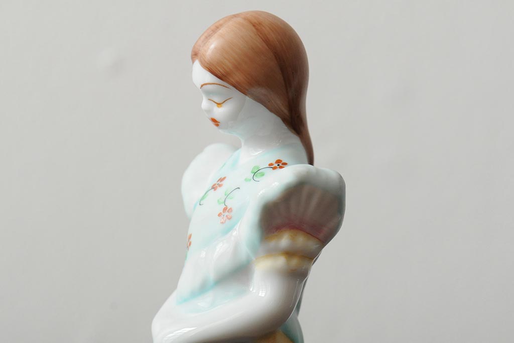 ハンガリー HOLLOHAZA(ホロハーザ) 少女とカモメの陶器人形2個セット