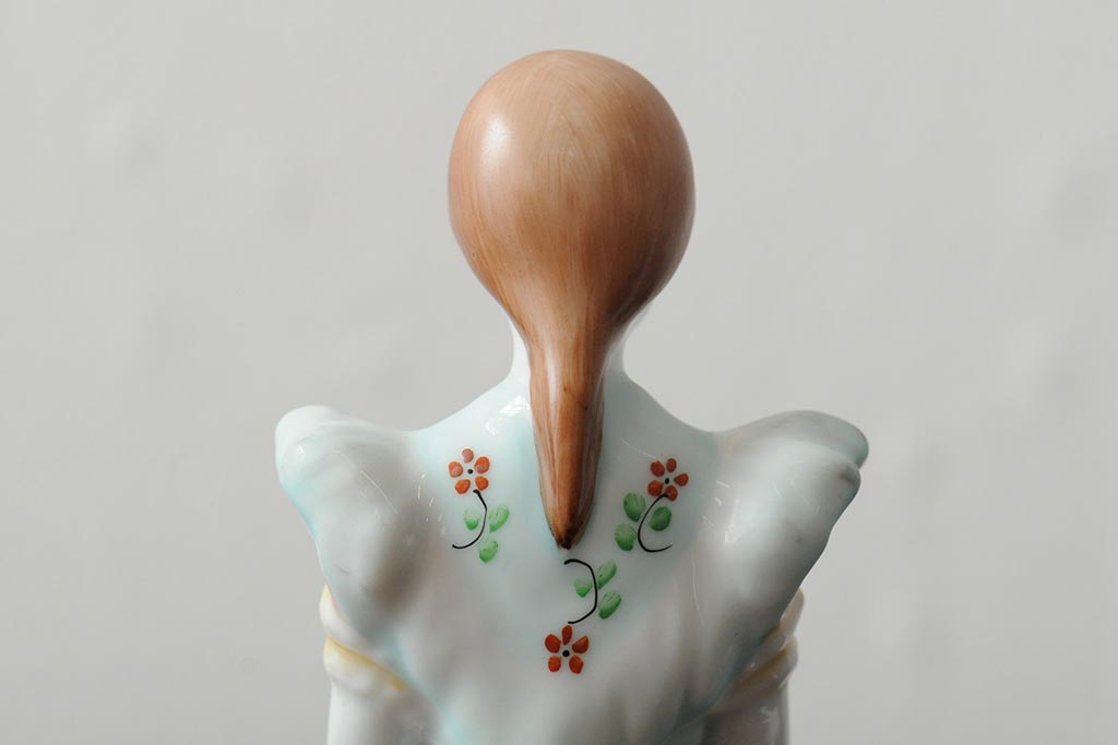 ハンガリー　HOLLOHAZA(ホロハーザ)　少女とカモメの陶器人形2個セット(オブジェ、置き物)(R-043541)