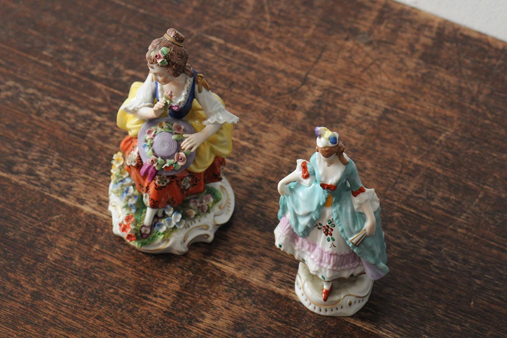 ドイツ Sitzendorfer Porzellanmanufaktur(?) 花と少女/ウィーン ドイツ Sitzendorfer Porzellanmanufaktur(?) 花と少女/ウィーン