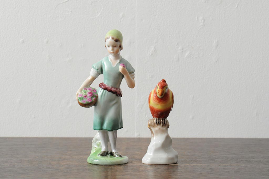 ハンガリー　HEREND(ヘレンド)　少女と鳥の置物2個セット(フィギリン、人形、西洋陶磁器)(R-043544)