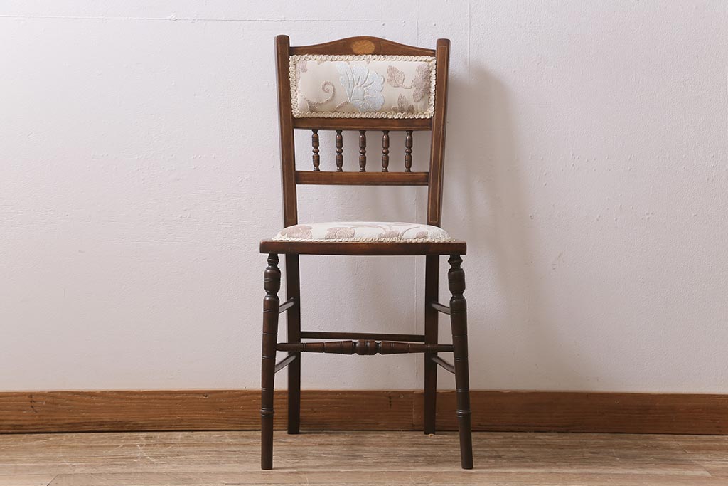 アンティーク家具　フランスアンティーク　ウォールナット材　象嵌入りの上品なチェア(椅子)(R-043605)