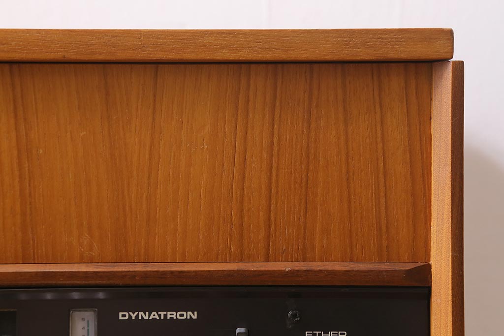 ジャンク品　イギリスビンテージ　Dynatron Radio Ltd・GOLDRING Lenco GL72　オーディオ機器付きキャビネット(ラジオグラム、レコードプレイヤー、ミュージックキャビネット、ヴィンテージ)(R-043607)