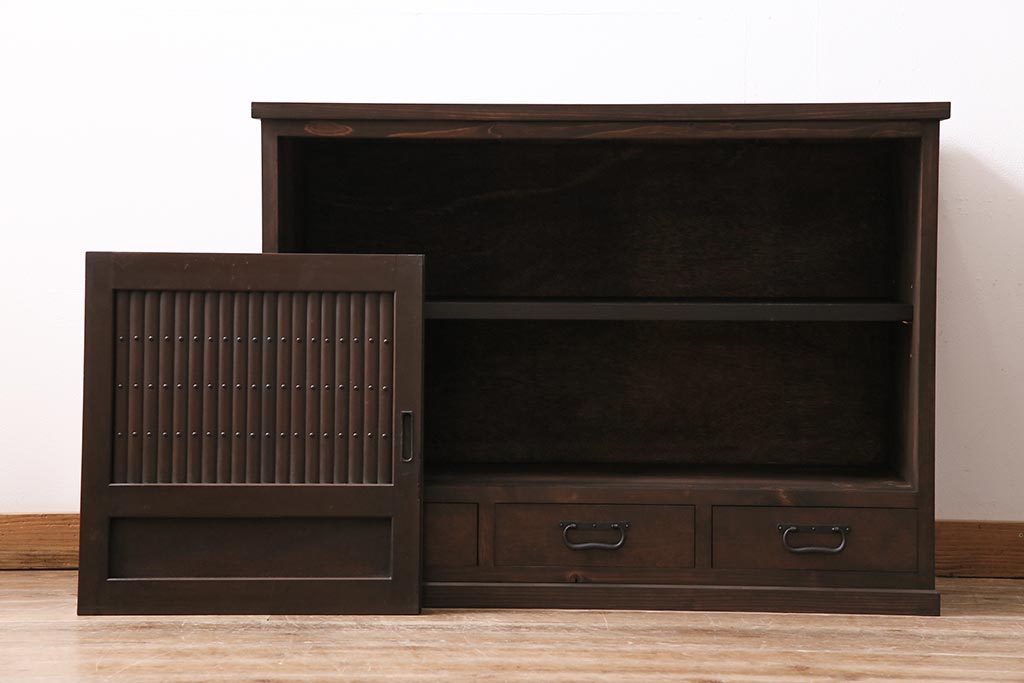 ラフジュ工房オリジナル　古建具リメイク　前板栗材　引き出し付き　和モダンなキャビネット(水屋、収納棚、戸棚)(R-043700)