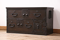 中古　美品　当店リメイク　DREXEL HERITAGE(ドレクセルヘリテイジ)　Triune(トライユン)シリーズ　マホガニー材の木肌が美しいワードローブ(キャビネット、収納棚、戸棚、洋服タンス、衣装タンス)(R-058938)