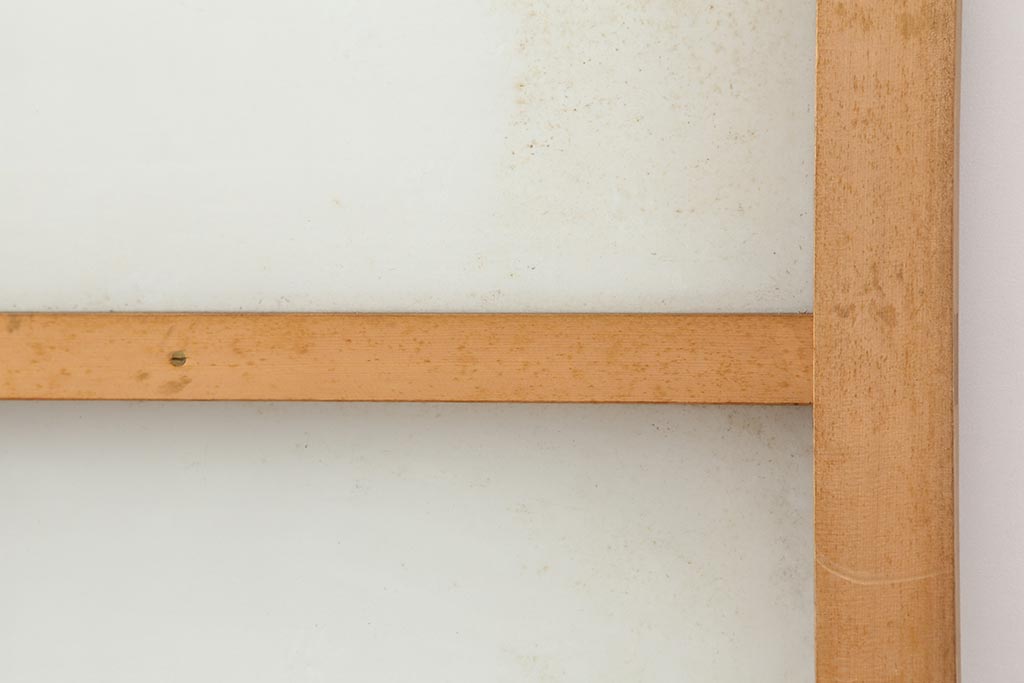 レトロ建具　昭和レトロ　昭和後期　ヒノキ材　素朴な風合いが魅力のガラス戸(引き戸、玄関戸)(R-043760)