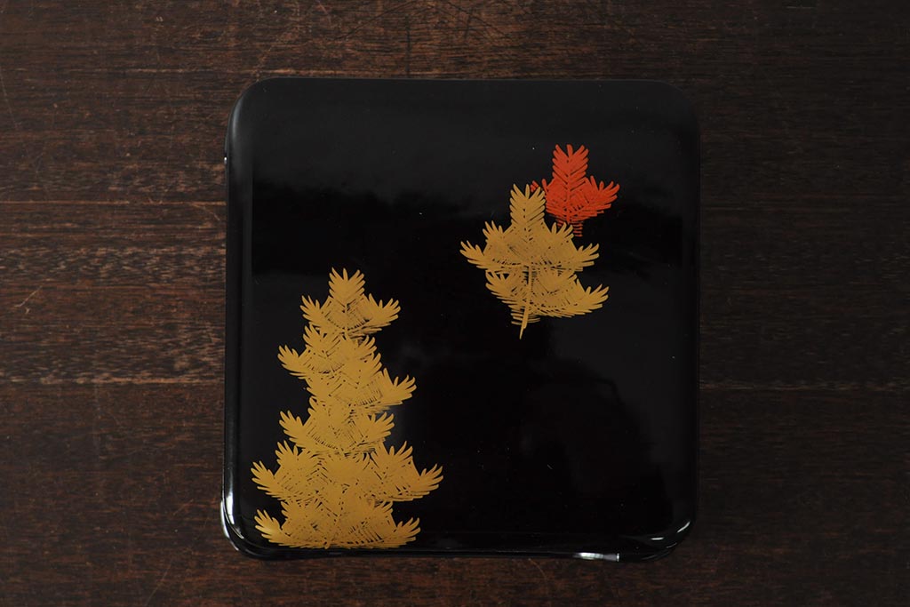 昭和期　輪島塗　松図木製三段重・重台　箱付き(重箱、漆器)(R-043770)