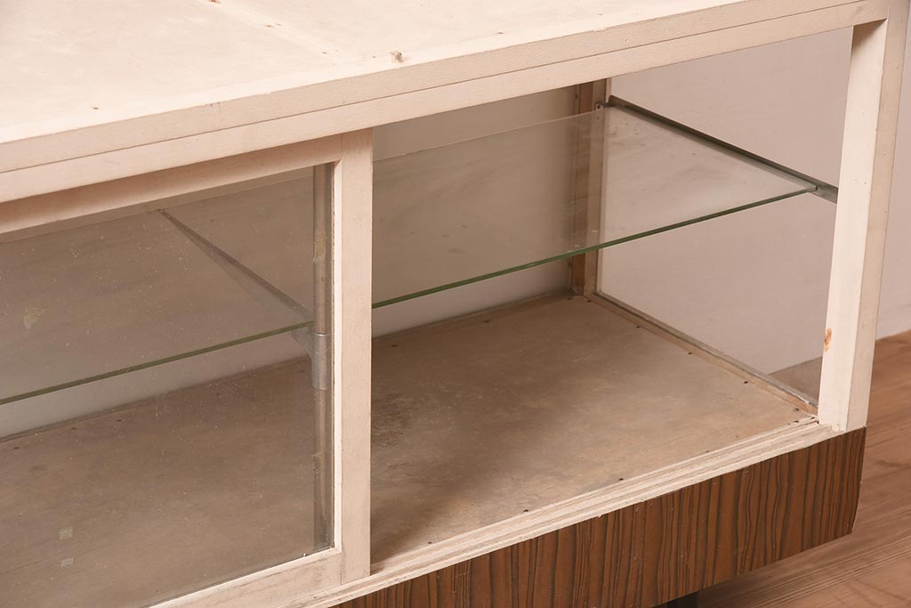 レトロ家具　シンプルなガラスケース(ショーケース、陳列棚)(R-043780)