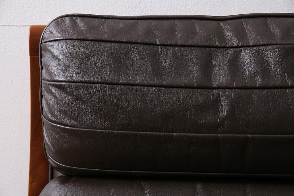ヴィンテージ家具　オールドマルニ　maruni(マルニ木工)　スタイリッシュなデザインが魅力の一人掛けソファ(1シーター、1Pソファ、ビンテージ)(R-043823)