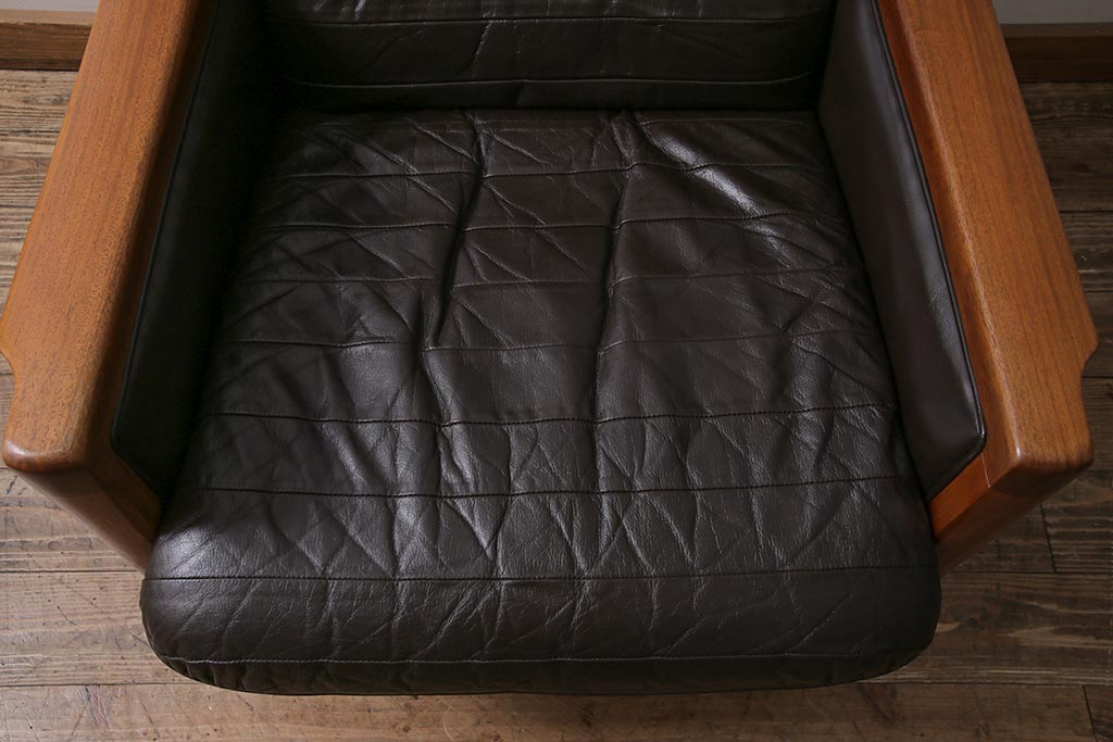 ヴィンテージ家具　オールドマルニ　maruni(マルニ木工)　スタイリッシュなデザインが魅力の一人掛けソファ(1シーター、1Pソファ、ビンテージ)(R-043823)