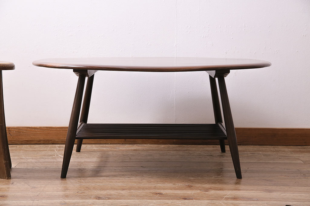 ヴィンテージ家具　イギリス　ERCOL(アーコール)　ニレ材　マガジンラック付き　落ち着いた色合いのコーヒーテーブル(センターテーブル、リビングテーブル、ビンテージ)(R-043901)