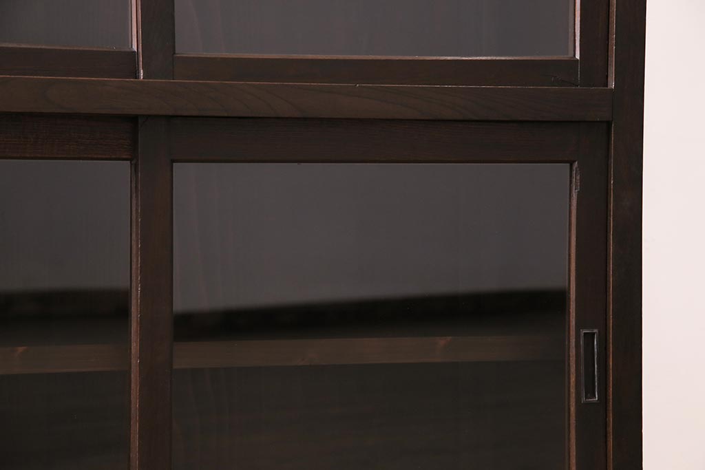 アンティーク家具　大正昭和初期　鉄脚付きリメイク　古い木の質感が味わい深いキャビネット(サイドボード、収納棚、ガラス戸棚)(R-043967)