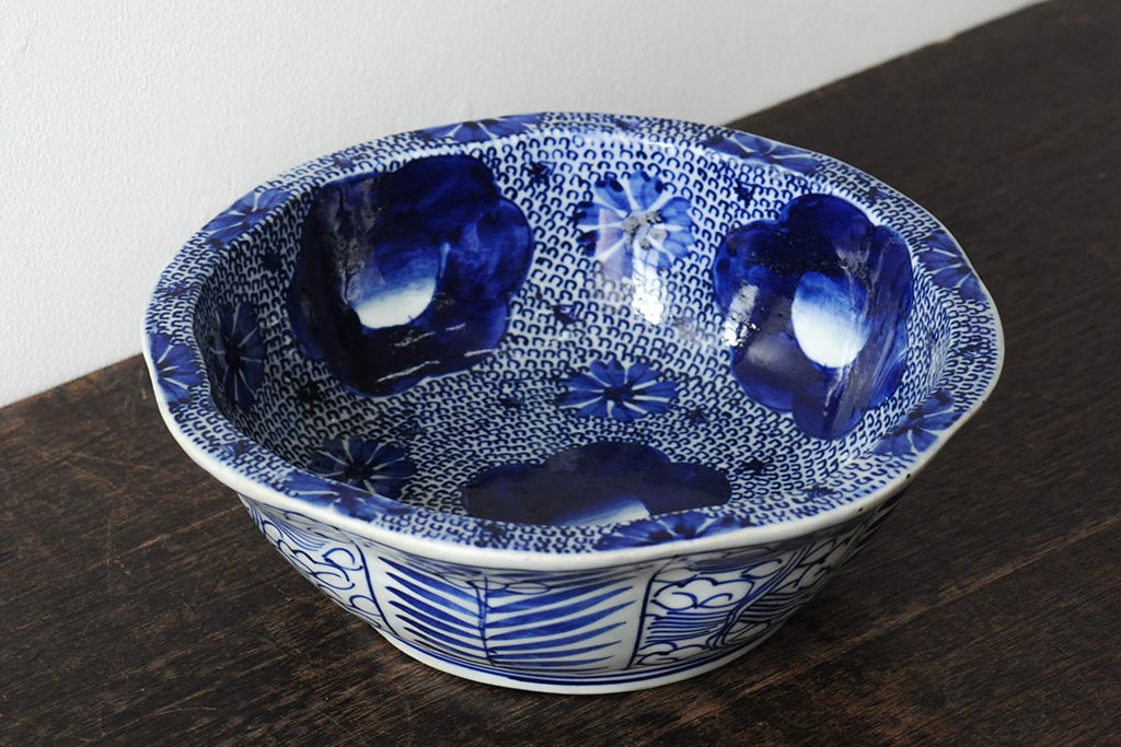 伊万里焼 ベロ藍の鉢-