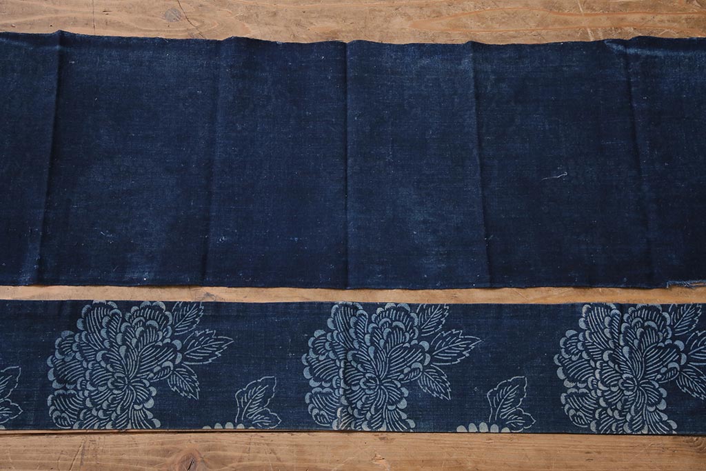 大正〜昭和初期　藍染め木綿　暖簾　型染め古布など3点セット(R-044105)