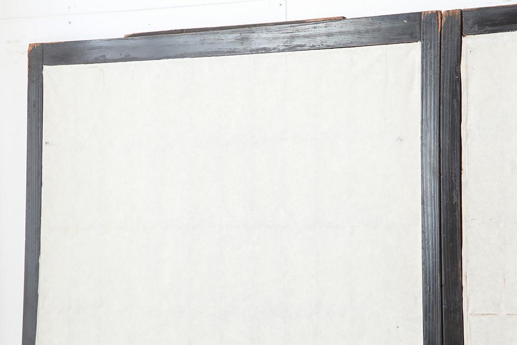 アンティーク建具　和製アンティーク　腰板ケヤキ　漆塗り　上手物　和の風情漂う格子入り障子戸4枚セット(建具、引き戸)(R-044142)