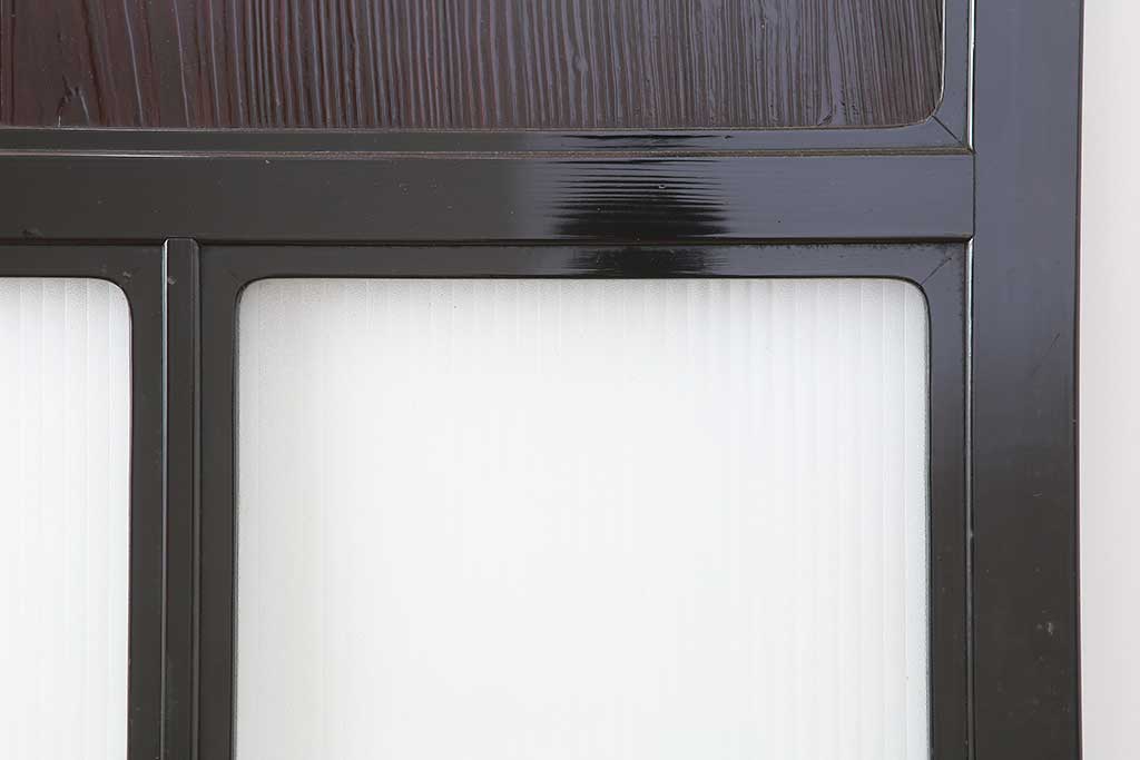 アンティーク建具　最高級　石川県産　総漆塗り　浮造り仕上げ　上品な佇まいが魅力的なガラス戸2枚セット(引き戸、建具)(R-044206)