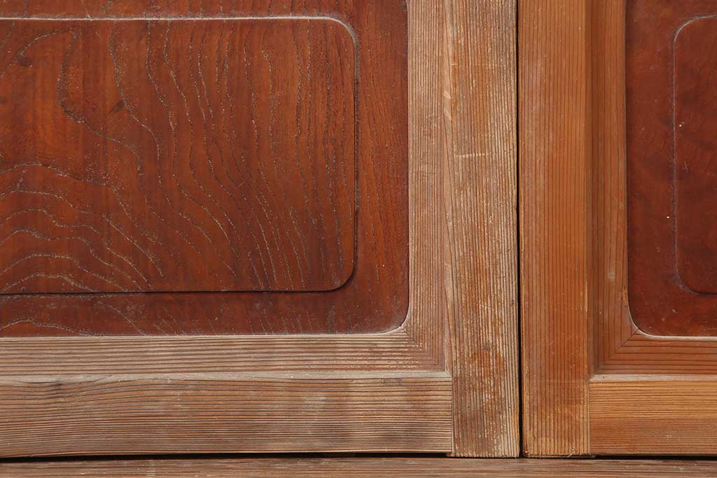 ビンテージ建具　昭和中期　腰板ケヤキ材　品のある佇まいのガラス入り格子戸4枚セット(引き戸、建具)(R-044239)