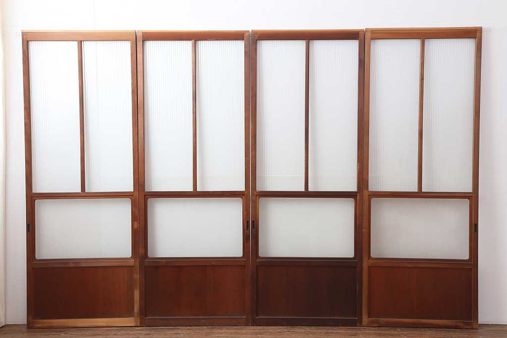アンティーク建具　昭和中期　モールガラス入り　すっきりとした印象のガラス戸4枚セット(引き戸、建具)(R-044255)
