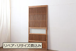 アンティーク建具　杉材　一枚板　時代の流れを感じさせる木味が魅力の板戸窓2枚セット(引き戸)(R-067819)