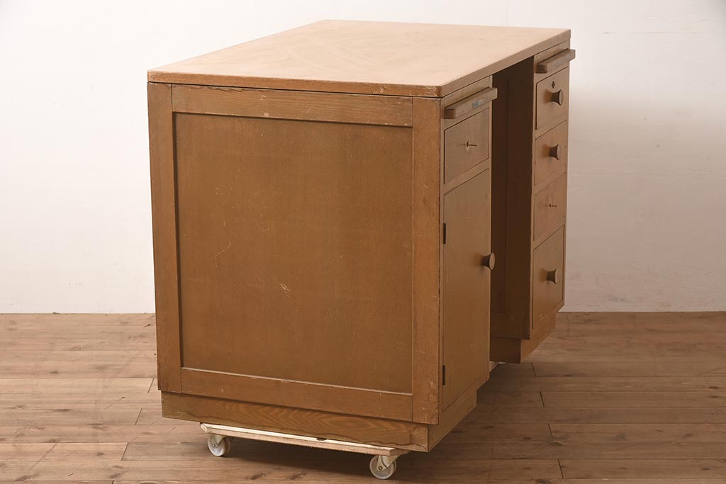 レトロ家具 昭和レトロ 昭和中期 様々な使い方ができるレトロ