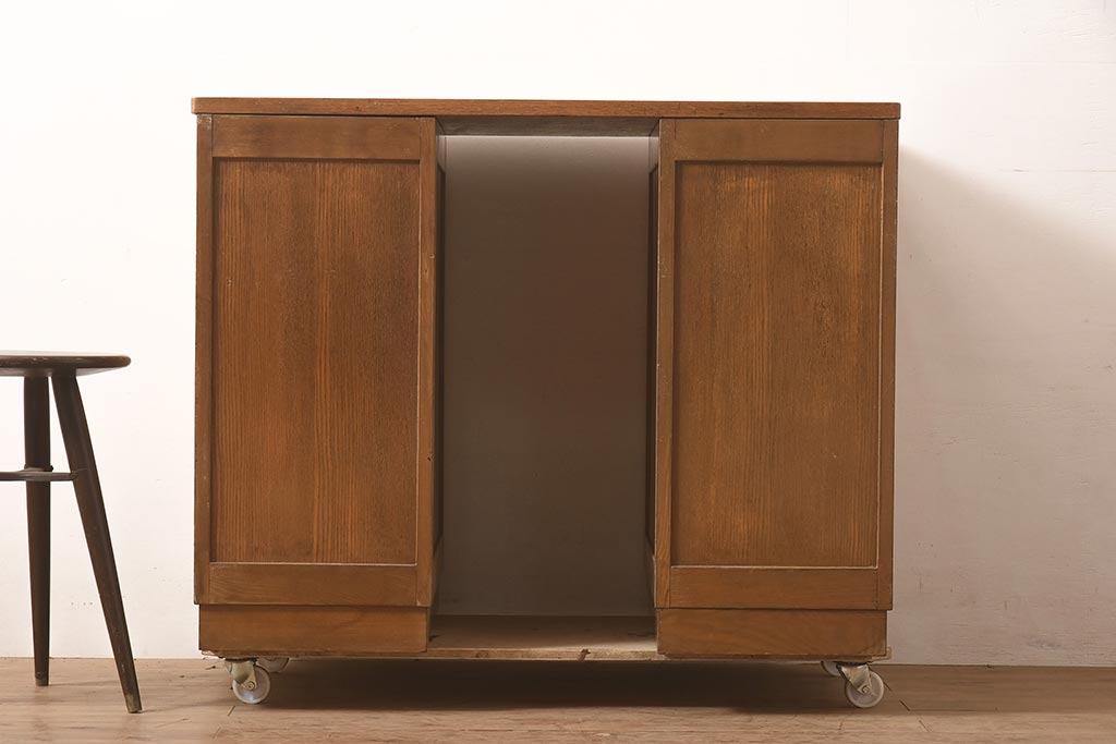 レトロ家具 昭和レトロ 昭和中期 様々な使い方ができるレトロ