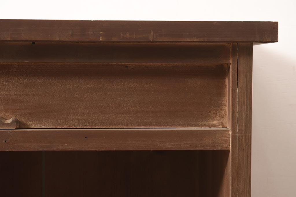 アンティーク家具　明治大正期　凝った文様の意匠が目を引く木製棚(収納棚、飾り棚、オープンラック、シェルフ)(R-044346)