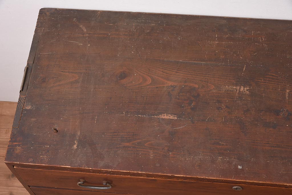 アンティーク家具　昭和初期　モダンなリメイクのローチェスト・3段(サイドボード、引き出し分割、衣装箪笥)(R-044401)