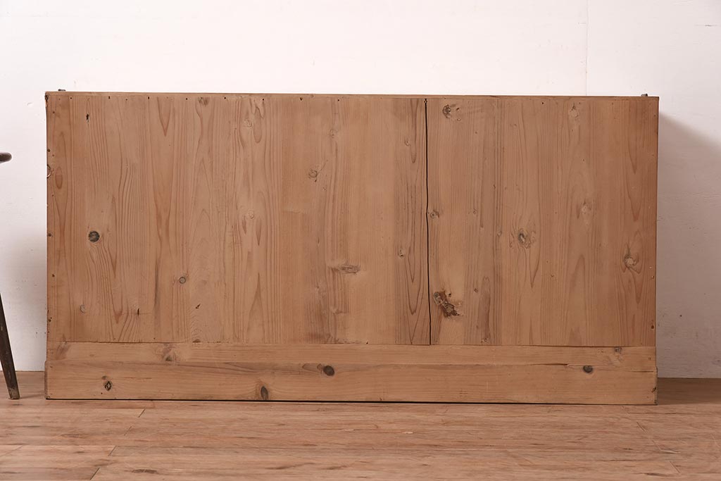 アンティーク家具　モダンなリメイクのローチェスト・2段(サイドボード、引き出し分割、衣装箪笥)(R-044407)