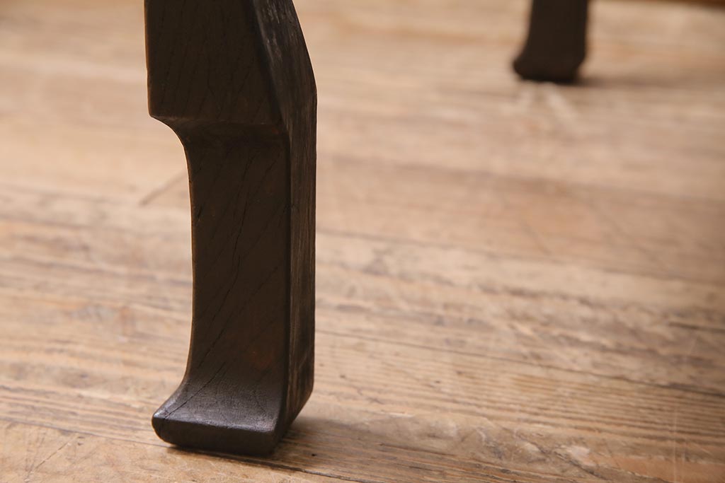 アンティーク家具　明治大正期　総ケヤキ材　曲線の意匠が上品な印象の座卓(センターテーブル、ローテーブル)(R-044518)