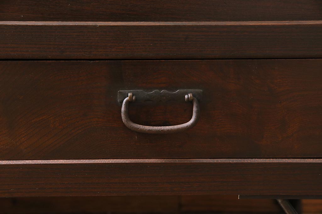 アンティーク家具　和製アンティーク　昭和初期　前面ケヤキ材　格子がアクセントになったリメイク水屋箪笥キャビネット(戸棚、収納棚)(R-044566)