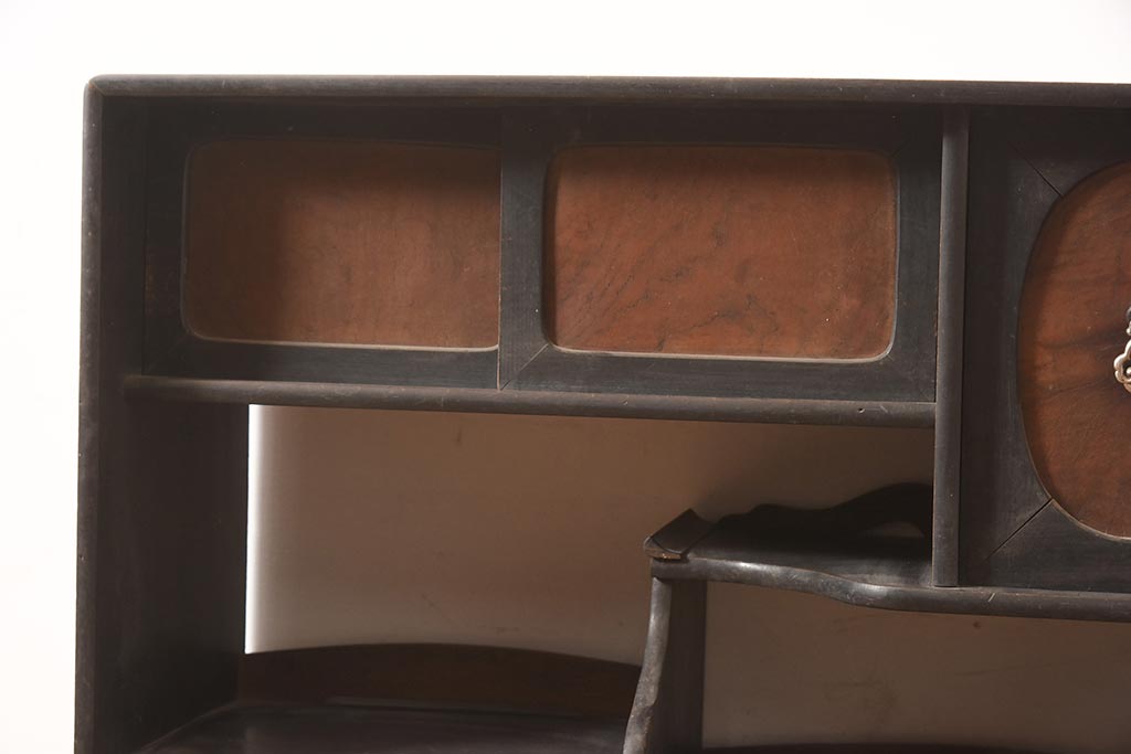 アンティーク家具　和製　大正期　前板ケヤキ・中桐材　和洋折衷のデザインが魅力のおしゃれな茶棚(茶箪笥、収納棚、違い棚、戸棚)(R-044587)