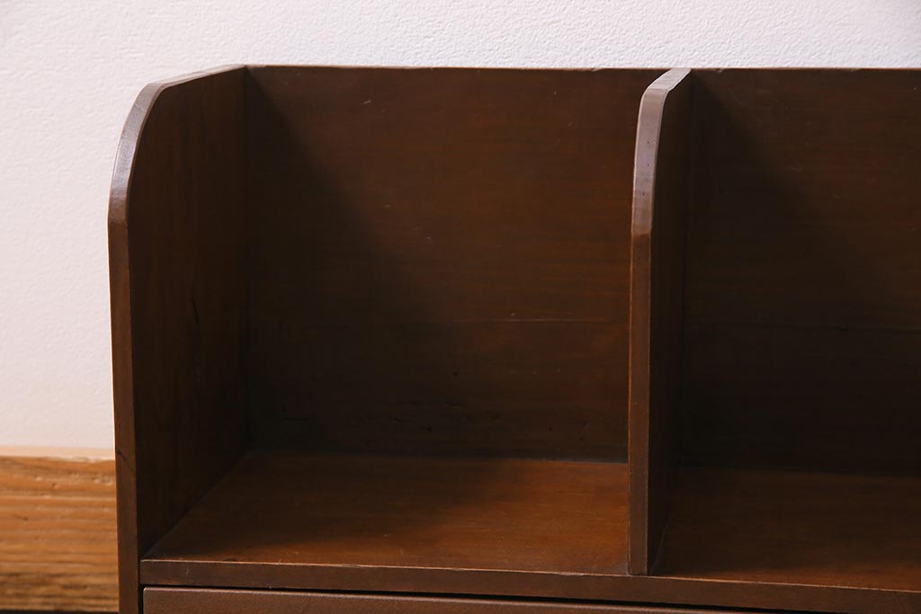 アンティーク雑貨　昭和初期　シックな色合いが魅力のブックスタンド(本立て)(R-044590)