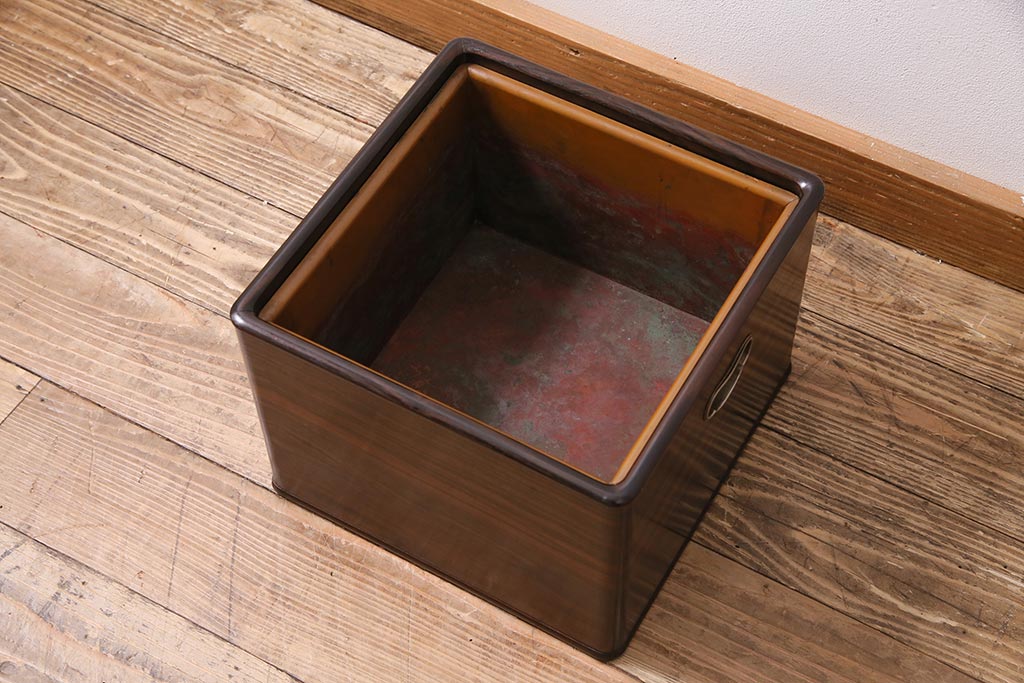 アンティーク雑貨　昭和初期　指物家具　縞黒檀(シマコクタン)材　縞目の美しい高級角火鉢(木製火鉢、箱火鉢)(R-044592)